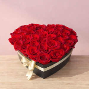 Corazón Clásico de Rosas Rojas – Amor Intenso