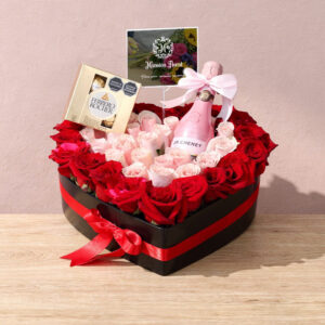 Corazón de Rosas Rojas y Rosadas con Detalles – Amor Especial