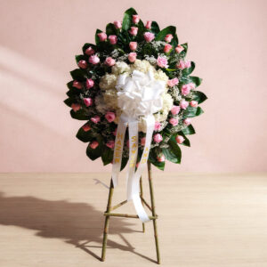 Corona Fúnebre de Rosas Rosadas – Homenaje Delicado